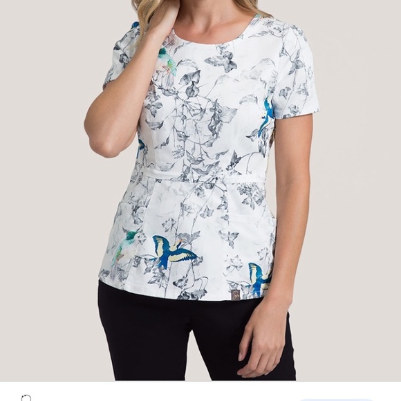 Jaanuu Tops - Jaanuu small floral scrub top